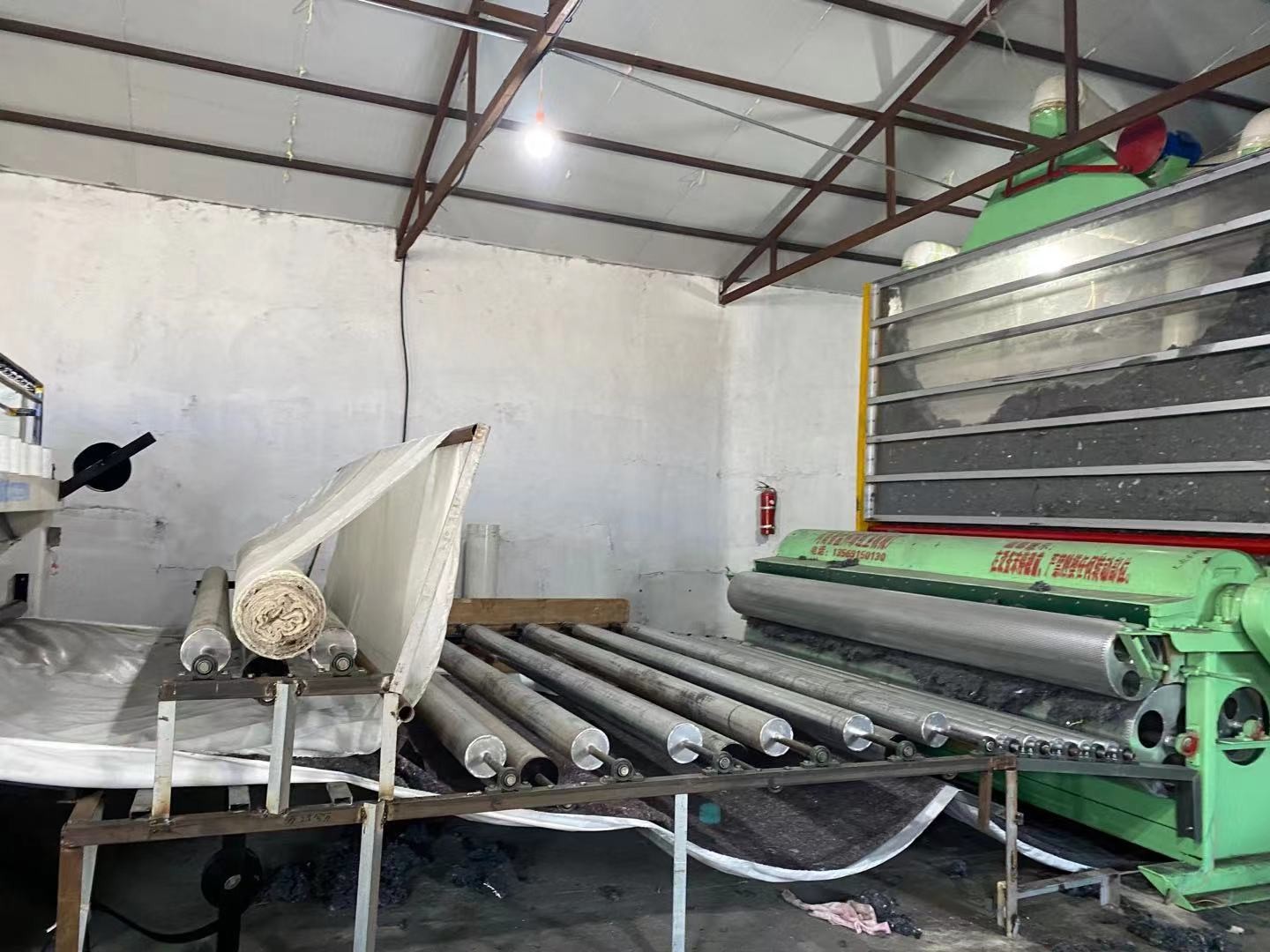 陽(yáng)發(fā)大棚保溫被生產(chǎn)車(chē)間